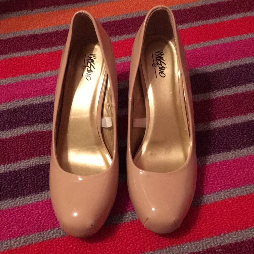 Nude heels